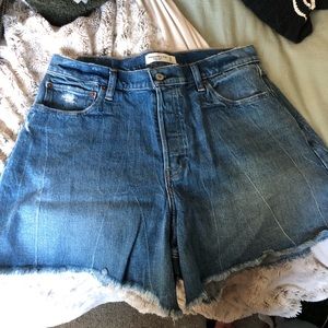 Abercrombie the dad short size curvy 31 never worn